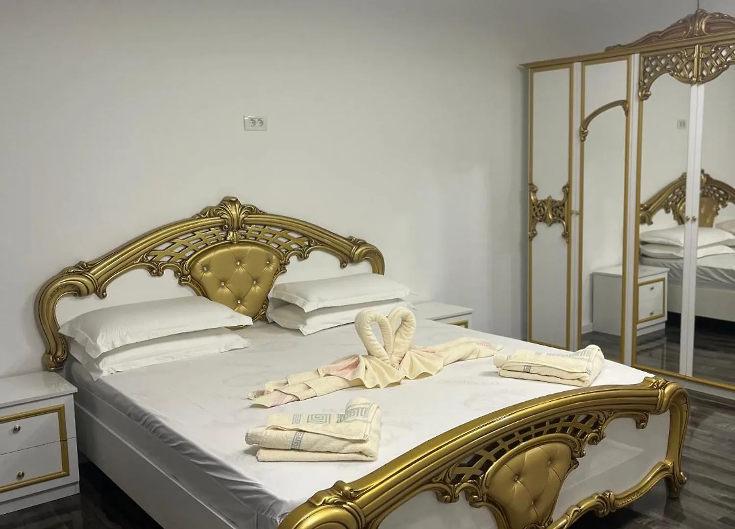 בוקרשט Historical Central Apartment